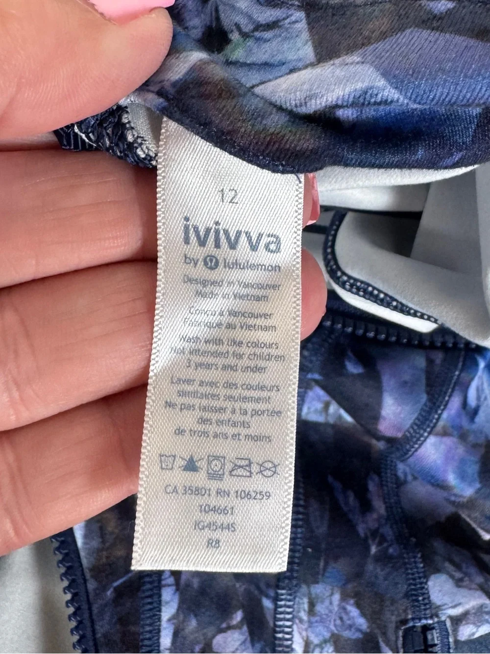 Girls Ivivva Full Zip Jacket Size 12